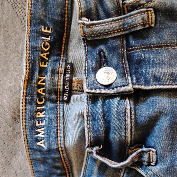 American Eagle Next Level Stretch Hi-Rise Jegging Blue Jeans - Picture 3 of 5